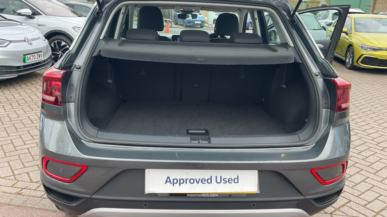 Volkswagen T-Roc 1.5 TSI Life 5dr Petrol Hatchback
